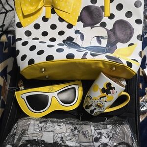 Disney MINNIE MOUSE SIGNATURE TOTE/HANDBAG, Pencil Case, Coffee Mug & Tote
